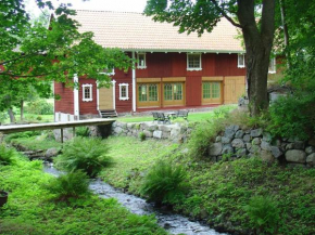  Björka Storgård B&B  Мотала